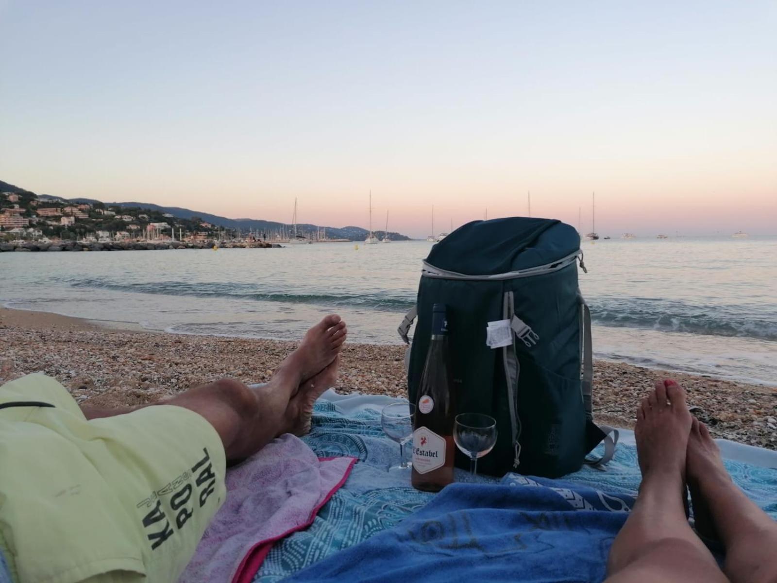Studio Avec Coin Nuit, 100 M De La Mer Le Lavandou Extérieur photo